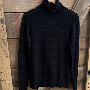 Like new Worth turtleneck sweater